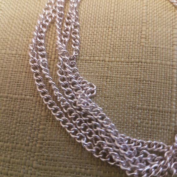 Silver tone  bracelet - Picture 3 of 5